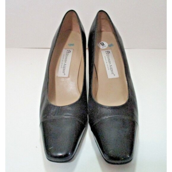 Etienne Aigner Midnight Blue Leather Pumps - Size 9M - Picture 7 of 9